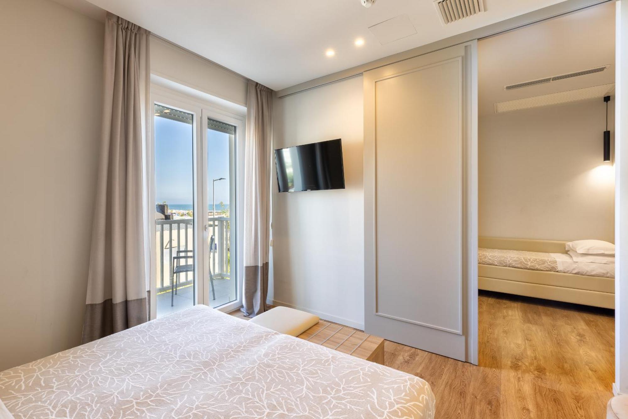 Hotel Gemma Риччоне Экстерьер фото
