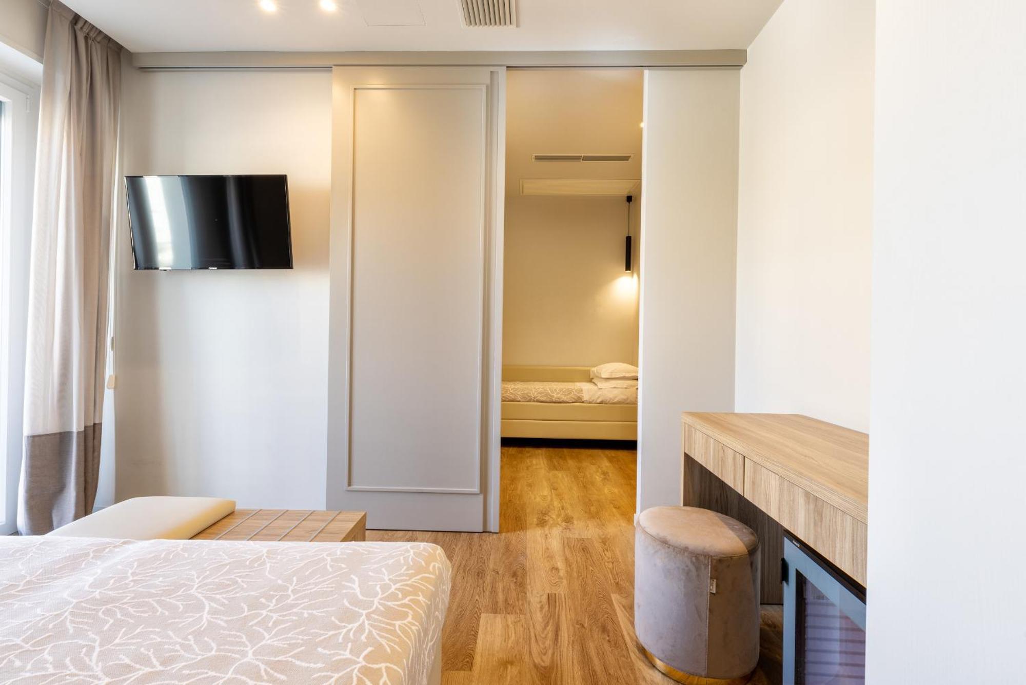 Hotel Gemma Риччоне Экстерьер фото