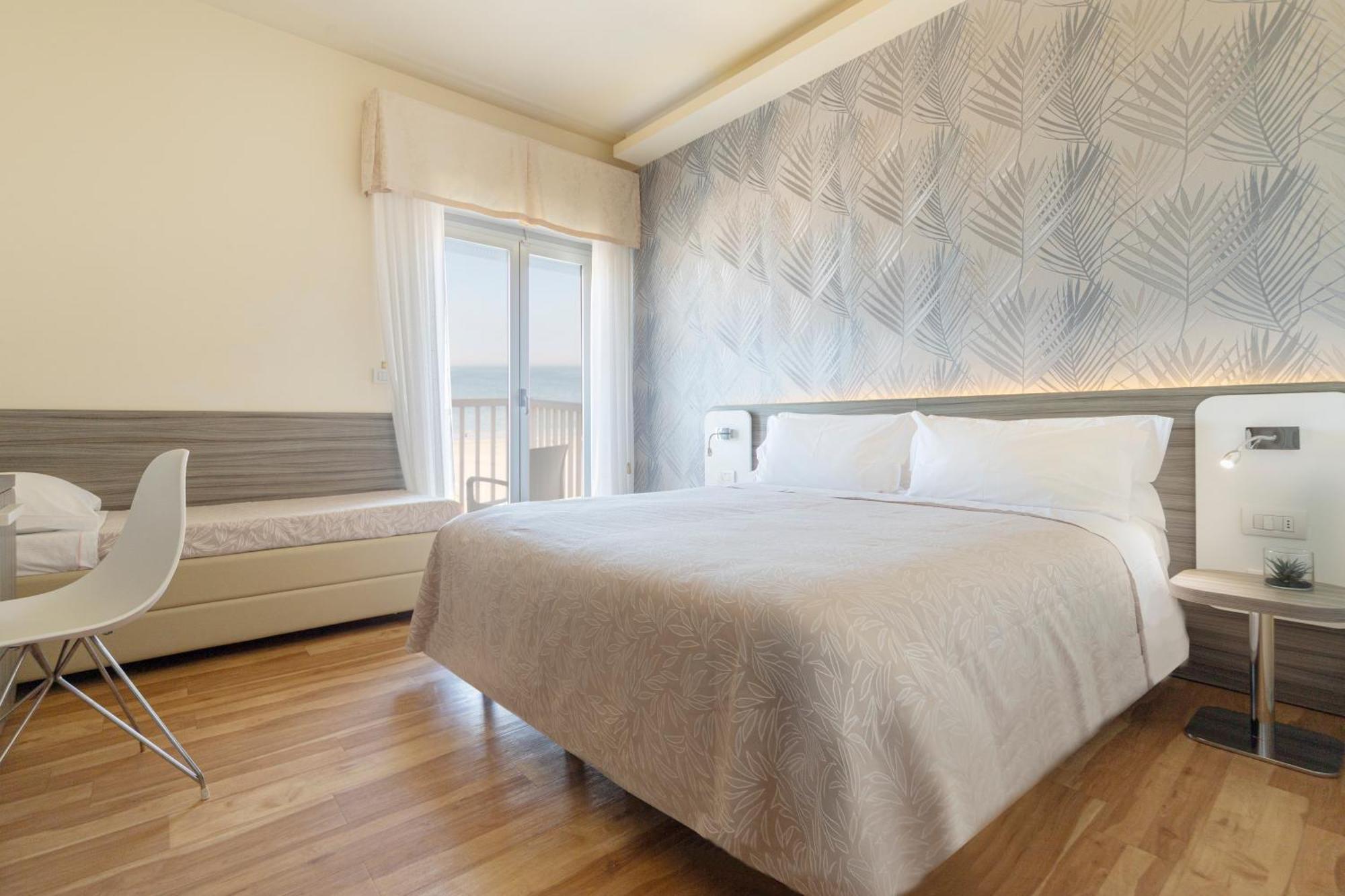 Hotel Gemma Риччоне Экстерьер фото