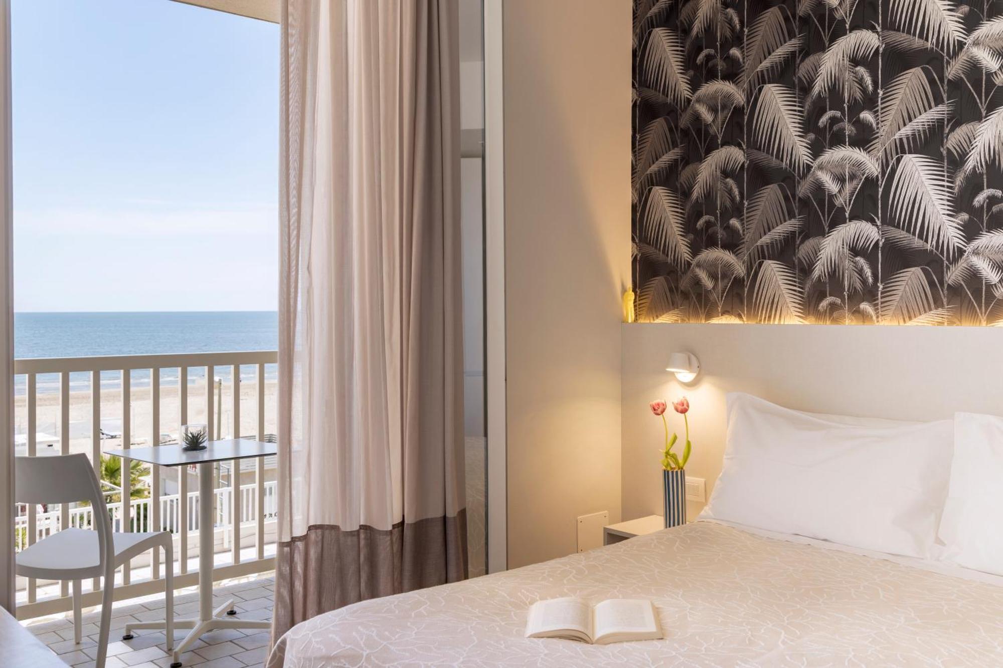 Hotel Gemma Риччоне Экстерьер фото