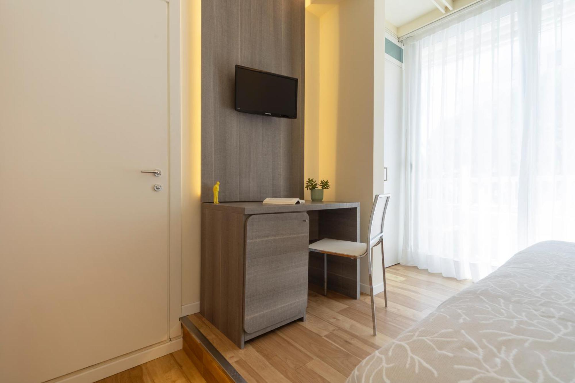 Hotel Gemma Риччоне Экстерьер фото